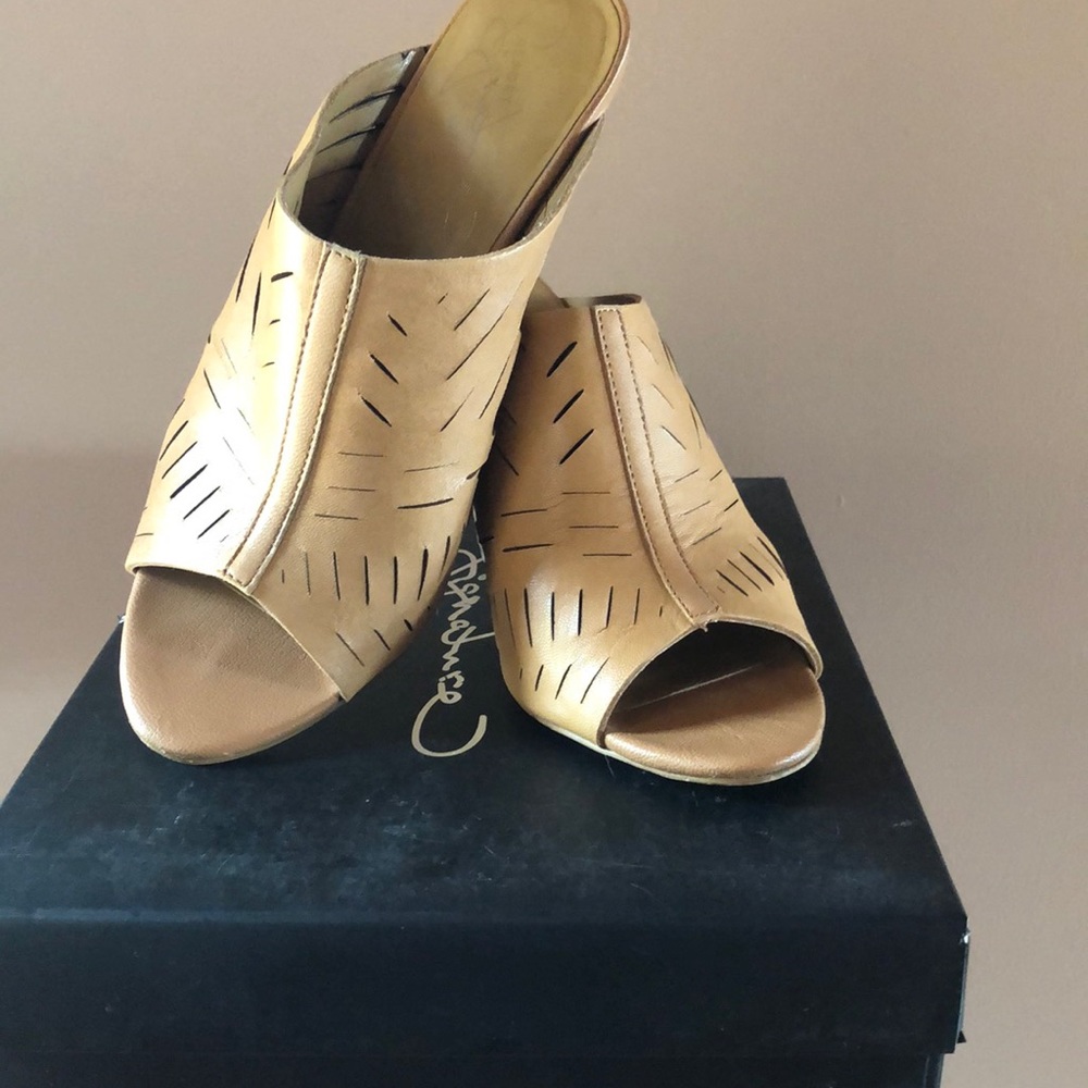 Slides by Report Size 8